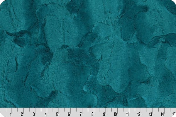 2 Yard Cut Luxe Cuddle Multi